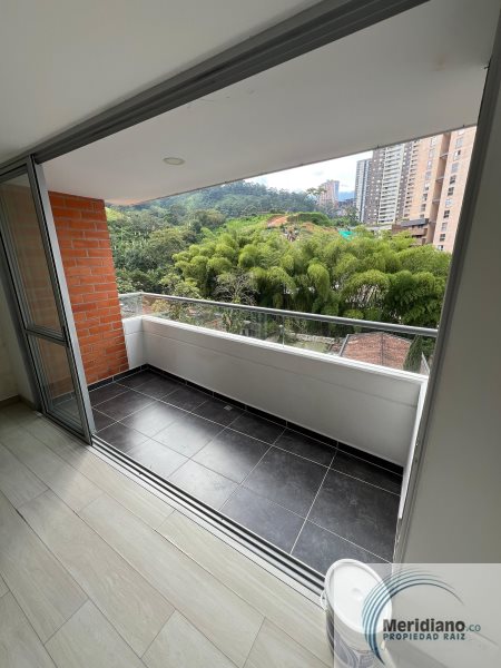 Apartamento en Arriendo en Tres Esquinas