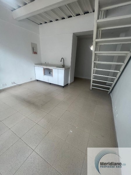 Local en Arriendo en Otraparte