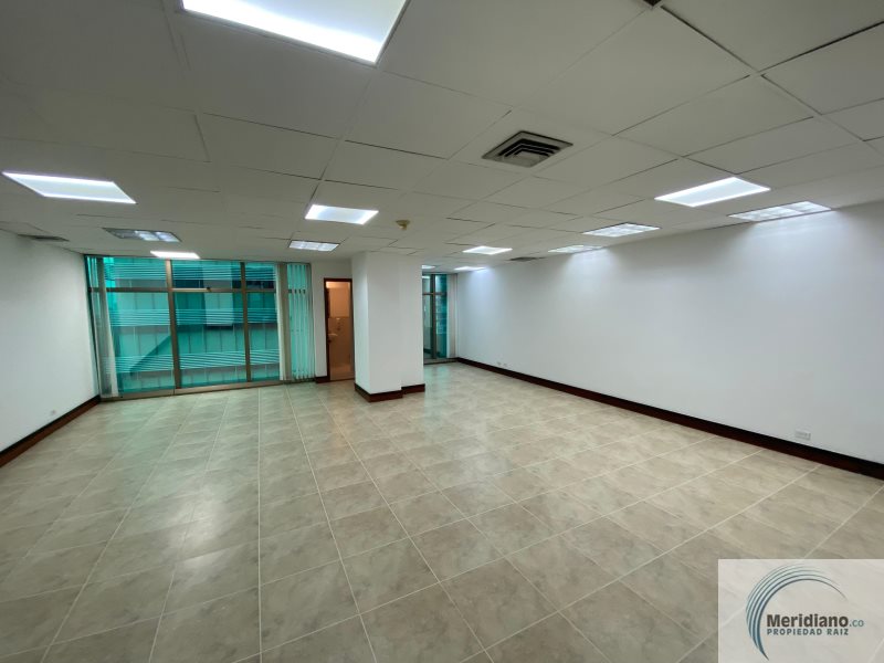 Oficina en Arriendo en Poblado